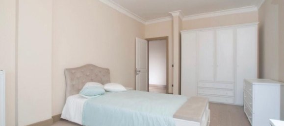 Villa 5+2 in Istanbul, Turkey No. 25811 11