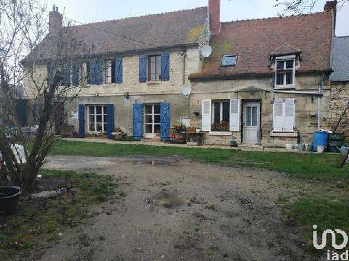 5 bedrooms House in Mouy, France No. 27081