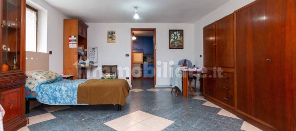 Casa de 2 dormitorios en Envie, Italy No. 320205 19