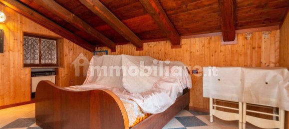 Casa de 2 dormitorios en Envie, Italy No. 320205 32