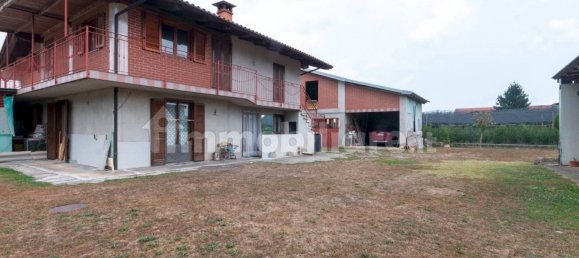 Casa de 2 dormitorios en Envie, Italy No. 320205 5