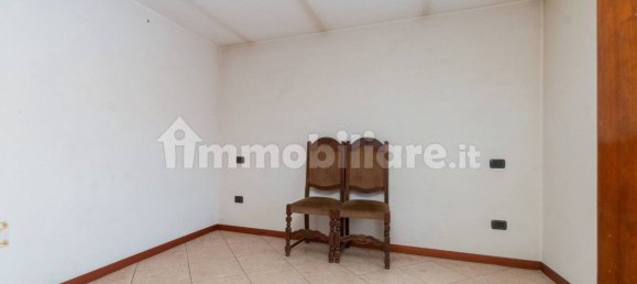 Casa de 2 dormitorios en Envie, Italy No. 320205 30