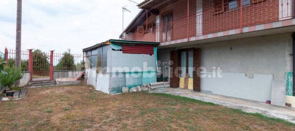 Casa de 2 dormitorios en Envie, Italy No. 320205 7