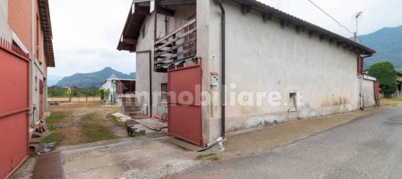 Casa de 2 dormitorios en Envie, Italy No. 320205 10