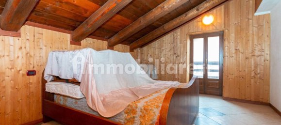 Casa de 2 dormitorios en Envie, Italy No. 320205 31