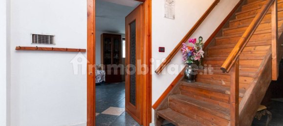 Casa de 2 dormitorios en Envie, Italy No. 320205 16