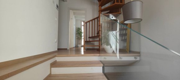 5 غرف نوم شقة في Pesaro, Italy رقم 329938 10