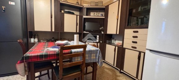 4-salle Appartement à Modena, Italy No. 154355 4