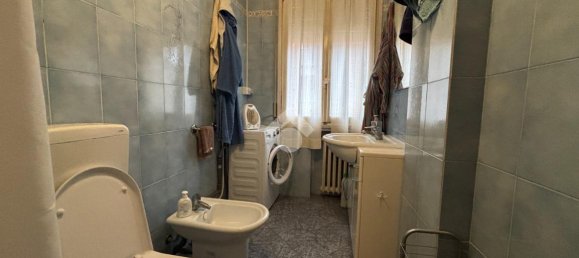 4-salle Appartement à Modena, Italy No. 154355 35