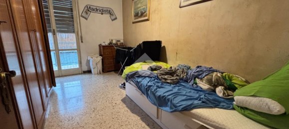 4-salle Appartement à Modena, Italy No. 154355 37