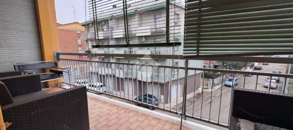 4-salle Appartement à Modena, Italy No. 154355 21