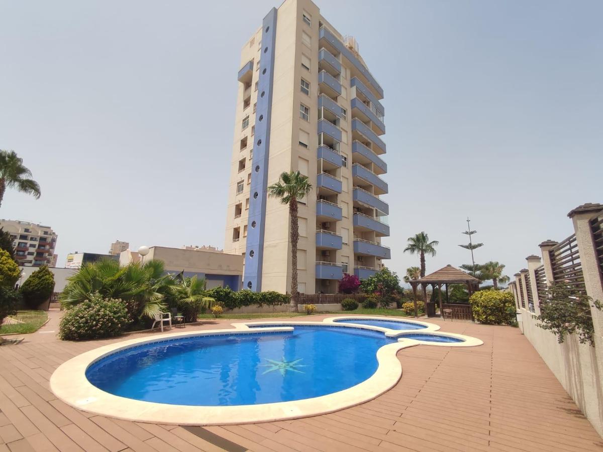 3 bedrooms Penthouse in Guardamar del Segura, Spain No. 13817