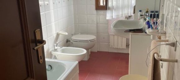 Ático de 6 dormitorios en Carrara, Italy No. 167445 3