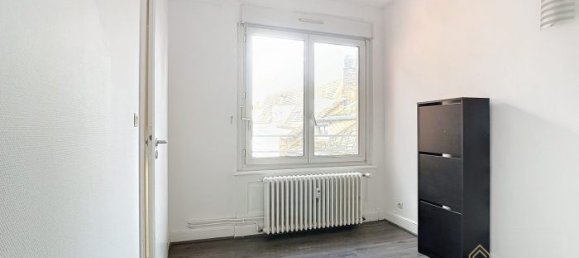 3 chambres Appartement à Strasbourg, France No. 273156 9