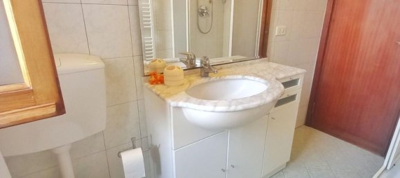 4 rooms Apartment in Castelfiorentino, Italy No. 86628 32