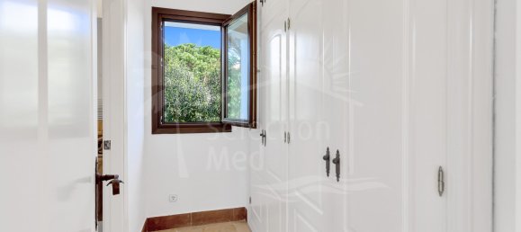 5 Schlafzimmer Villa in Cadiz, Spain, Nr. 25929 35