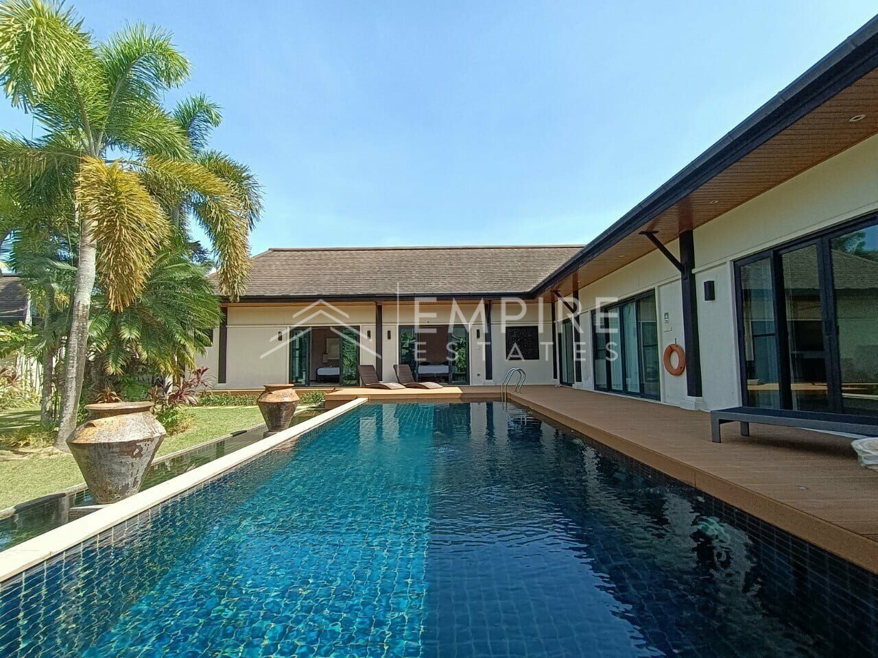 4 bedrooms Villa in Bang Tao, Thailand No. 11549