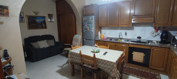 Дом с 4 комнатами в Кампофеличе ди Рочелла, Италия № 258781 4