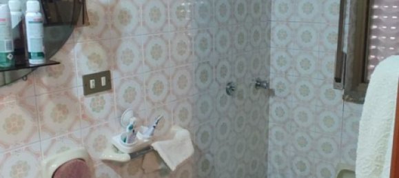 Дом с 4 комнатами в Кампофеличе ди Рочелла, Италия № 258781 19