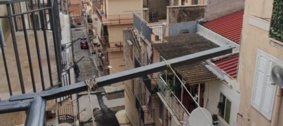 Дом с 4 комнатами в Кампофеличе ди Рочелла, Италия № 258781 23