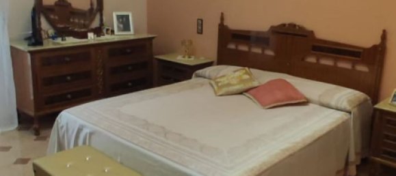 Дом с 4 комнатами в Кампофеличе ди Рочелла, Италия № 258781 10