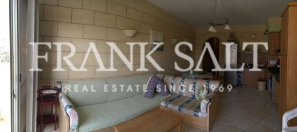 Apartamento de 2 dormitorios en Marsalforn, Malta No. 5568 4