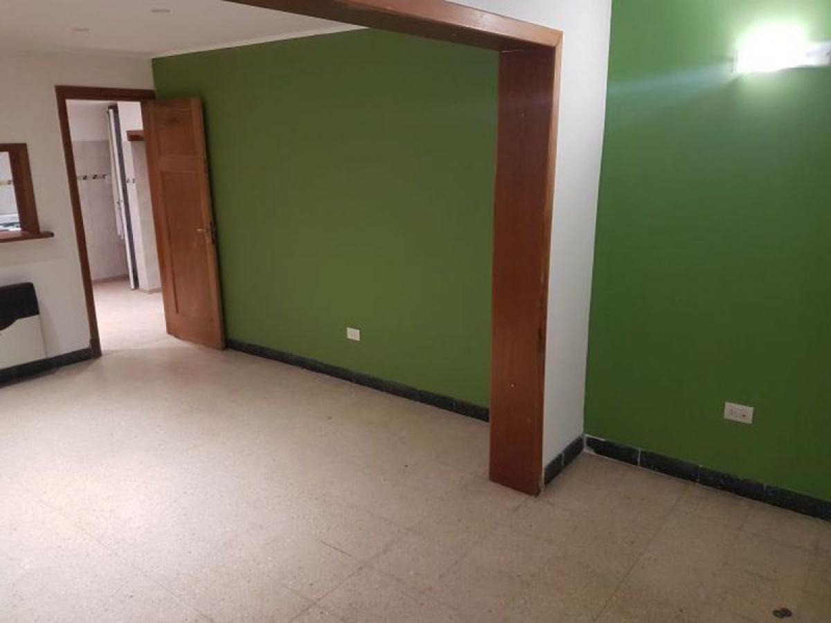 3 bedrooms House in Mar del Plata, Argentina No. 66906