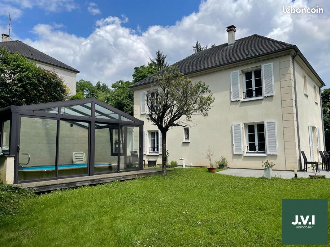 Casa T5 em Montmorency, France N.º 183031