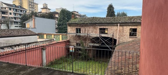 Casa de 10 divisões em Stradella, Italy N.º 91328 25
