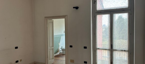 Casa de 10 divisões em Stradella, Italy N.º 91328 35