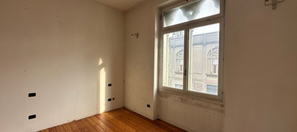 Casa de 10 divisões em Stradella, Italy N.º 91328 4