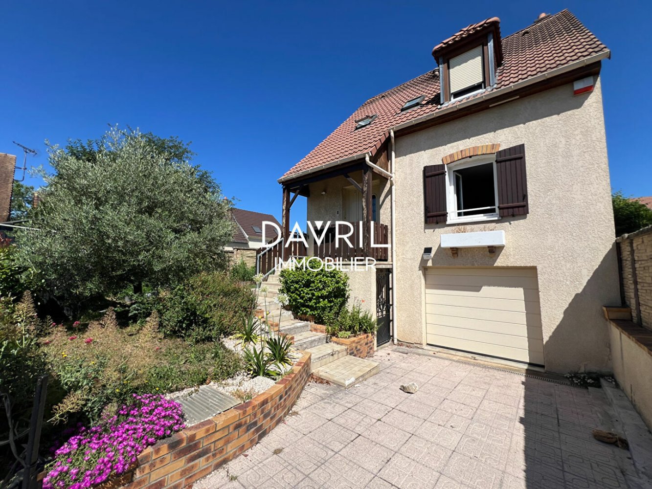 Casa T3 em Andresy, France N.º 347076