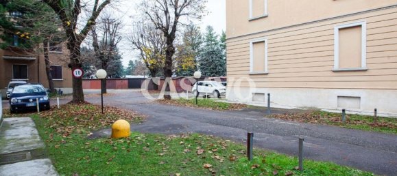 Apartamento de 2 dormitorios en Legnano, Italy No. 321808 17