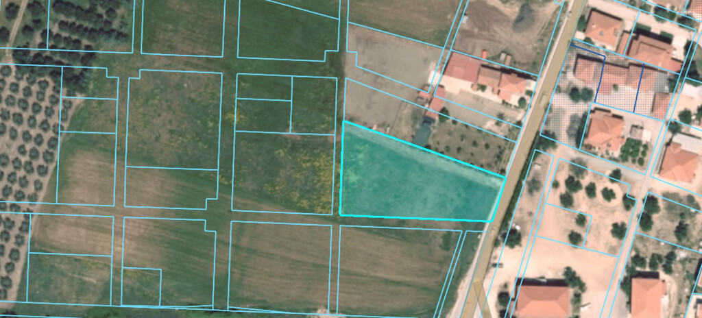 Земельный участок 2500м² в Полийирос, Греция № 100103