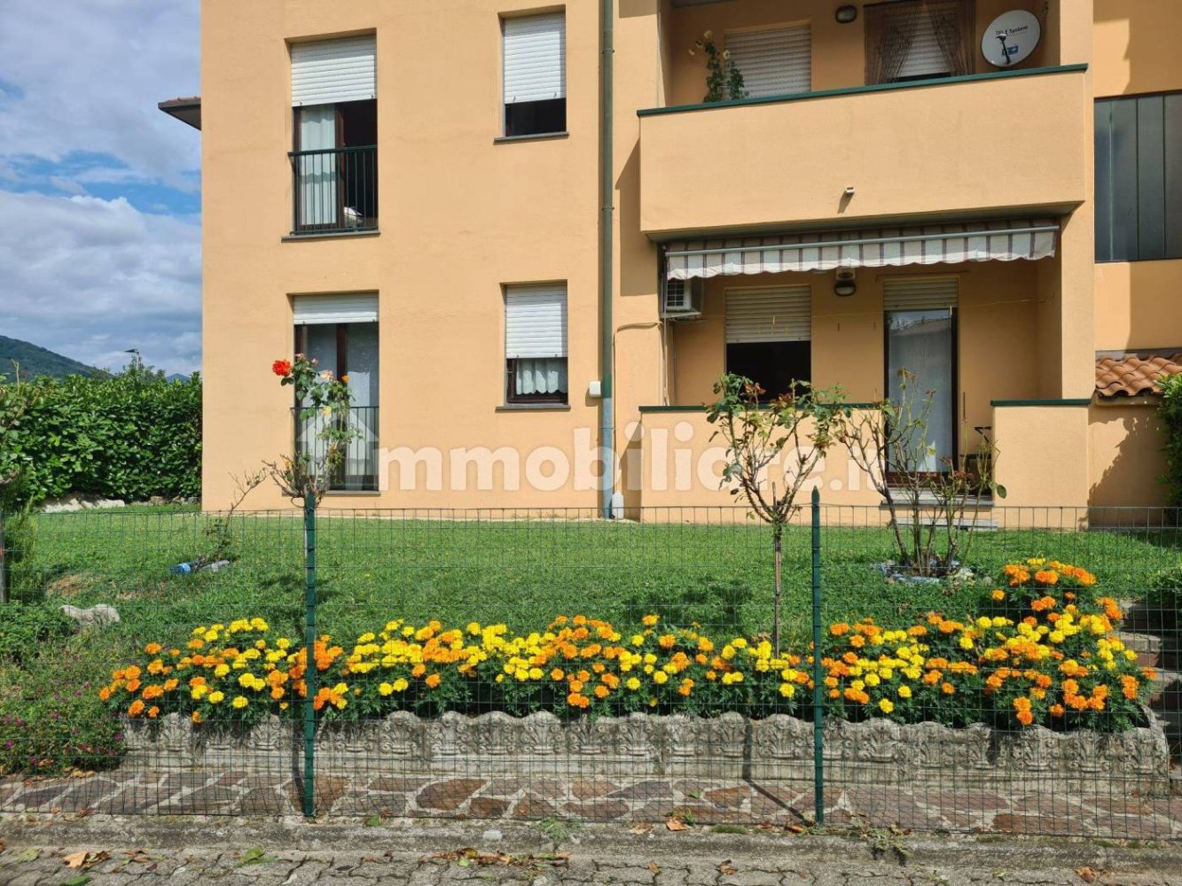2 bedrooms Apartment in Calolziocorte, Italy No. 267061