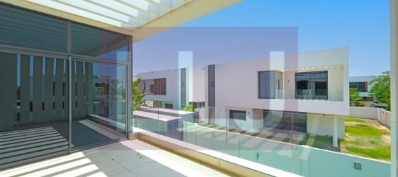 4 bedrooms Villa in Yas Island, UAE No. 55702 2