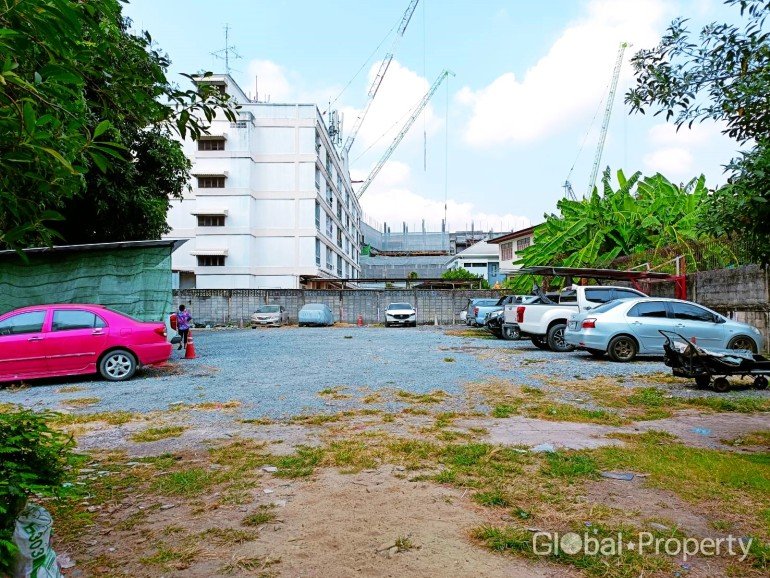  Commercial property in Bangkok, Thailand No. 23046