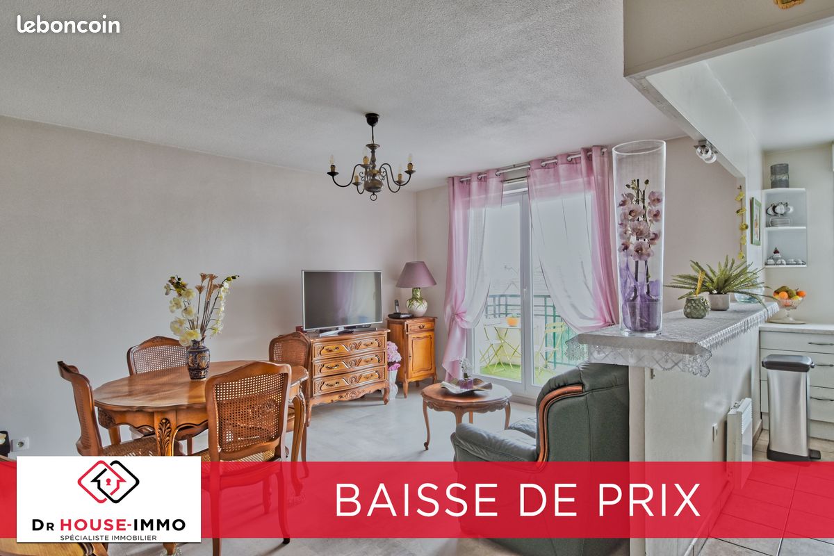 2 bedrooms Apartment in Mantes-la-Jolie, France No. 133043