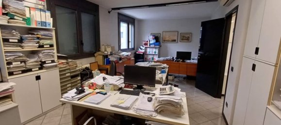10 rooms Office in Como, Italy No. 360380 11