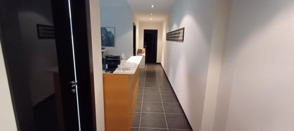 10 rooms Office in Como, Italy No. 360380 5