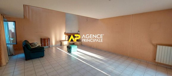 Дом с 3 спальнями в Безон, Франция № 179223 4