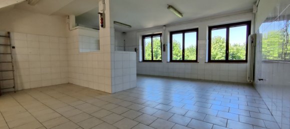 5 rooms Apartment in Saludecio, Italy No. 17899 6