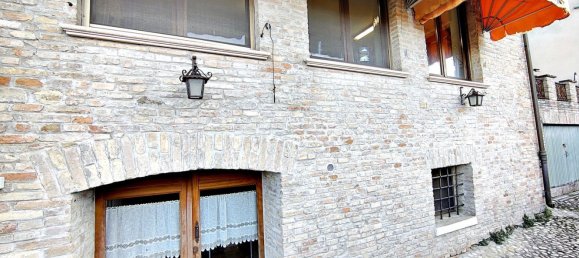 5 rooms Apartment in Saludecio, Italy No. 17899 3