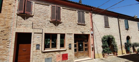 5 rooms Apartment in Saludecio, Italy No. 17899 20