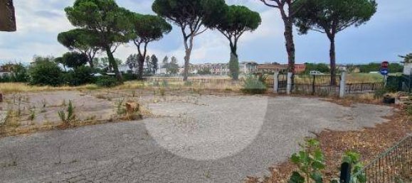 Edificio de 5 habitaciónes en Assisi, Italy No. 178830 4