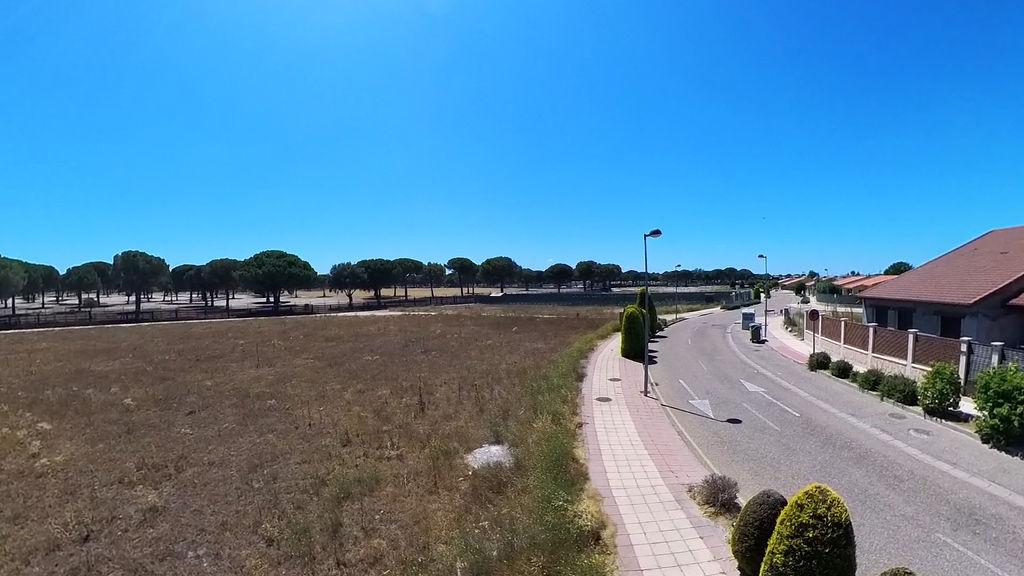 Terreno em Aldeamayor de San Martin, Spain 1085 m² N.º 78165