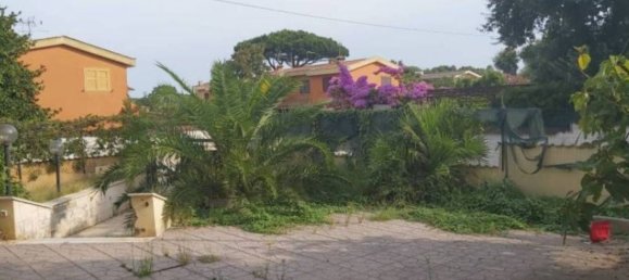 Villa de 3 habitaciónes en Anzio, Italy No. 272007 8