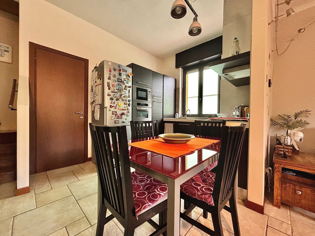 Villa T7 em Rozzano, Italy N.º 357926