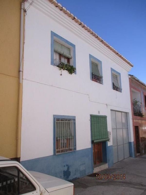 Adosado de 4 dormitorios en Granada, Spain No. 228433