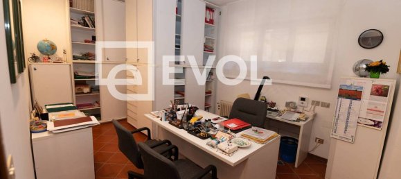 5 bedrooms Villa in Udine, Italy No. 71202 40